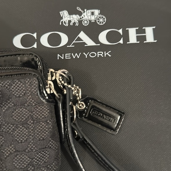 Coach Black Women\'s wristlet